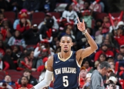 米兰体育app-NBA球星受伤潮：骑士新援遭重伤