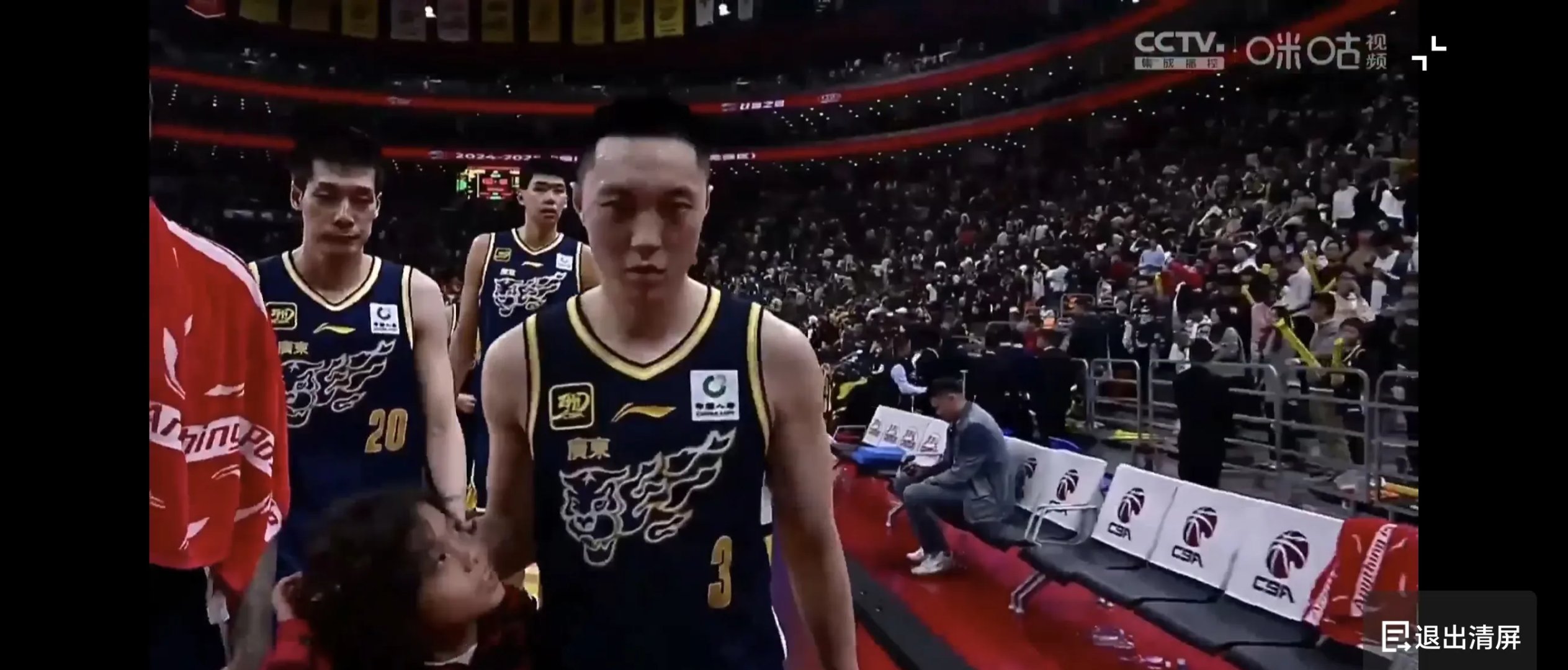 上海大鲨鱼队遭遇连败，进攻乏力的简单介绍