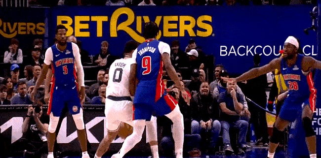 比利亚雷亚尔客场惨败于凯尔特人