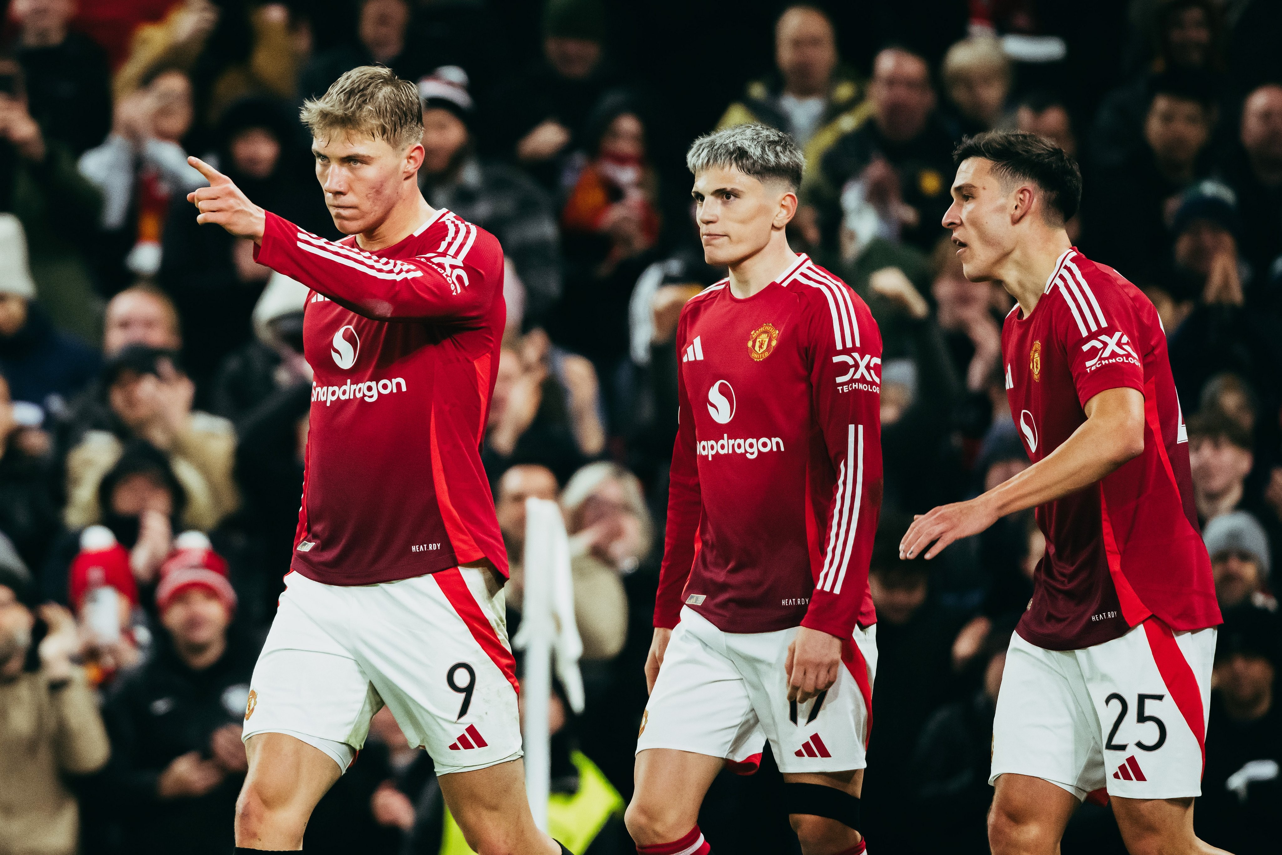 巴黎依靠客场优势，淘汰曼联