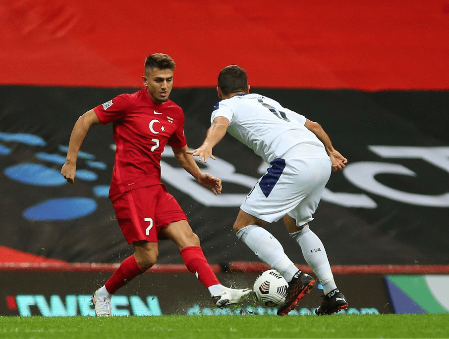 马赛宣布与球员洛佩斯续约3年