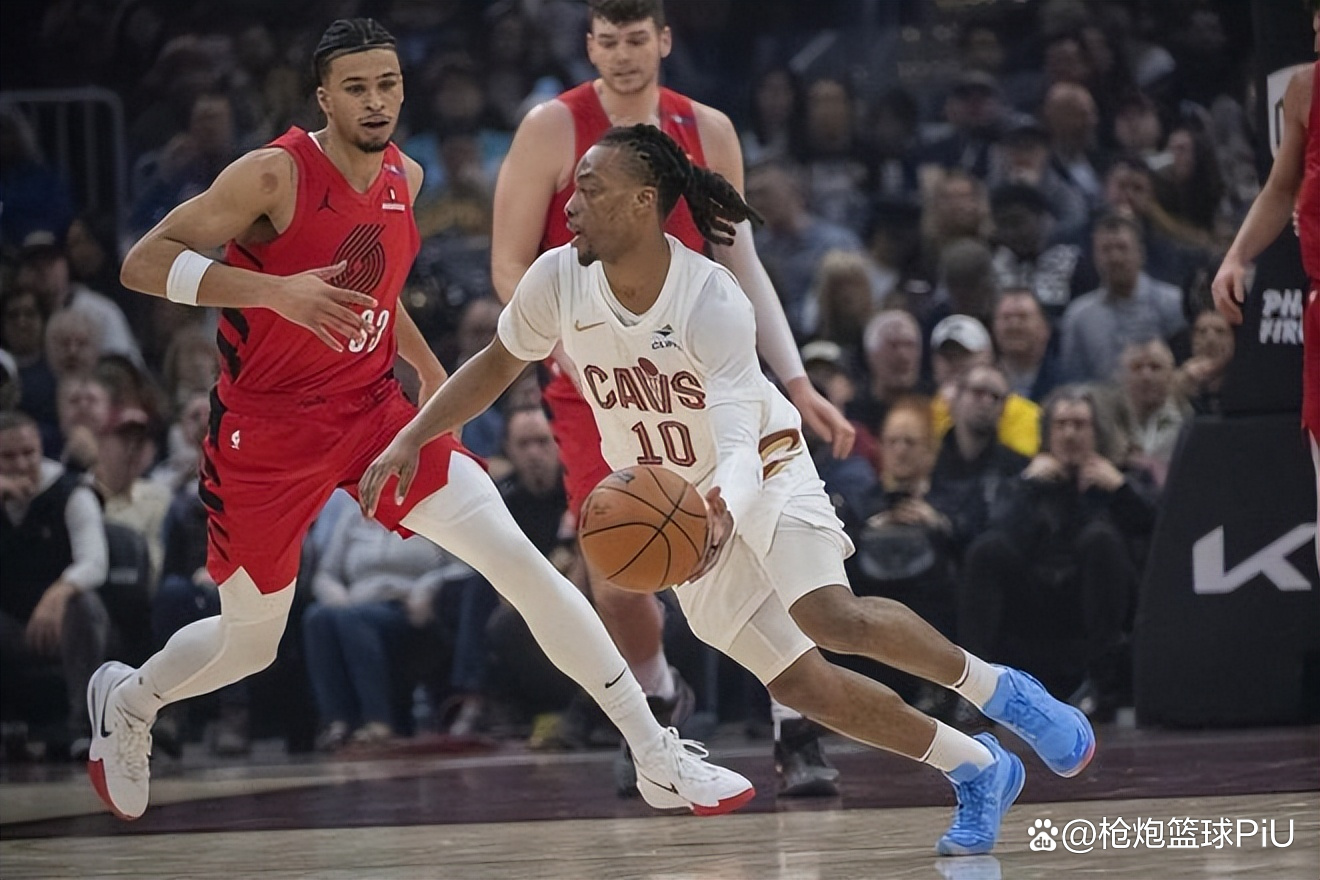 爵士击败开拓者，米切尔砍下30分